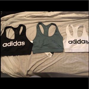 🤩 Brand new Adidas sports bras with tags. 🤩
